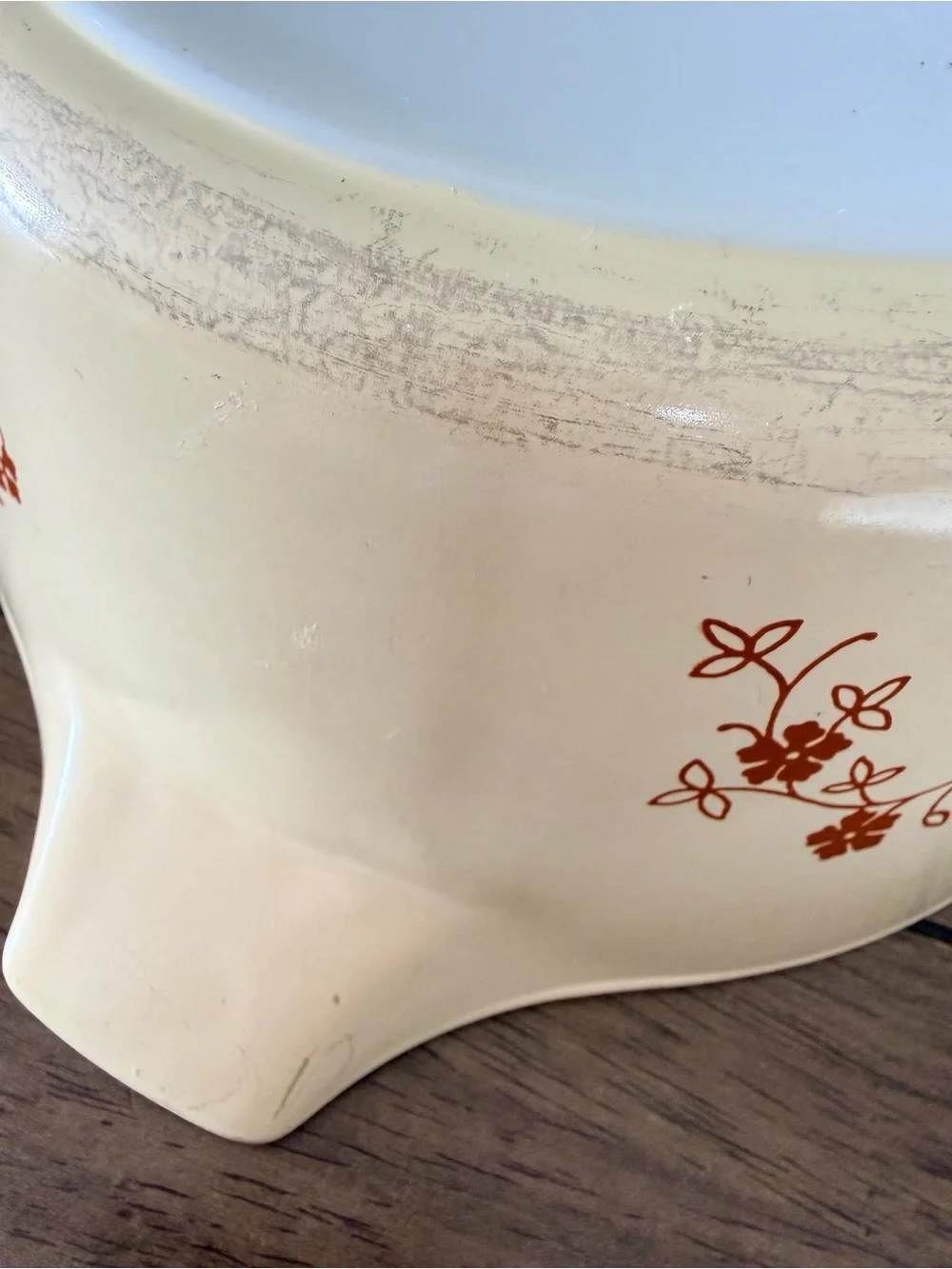 Vintage Pyrex Beige Trailing Flowers 475-B Casserole, 2.5 Liter with Glass Lid